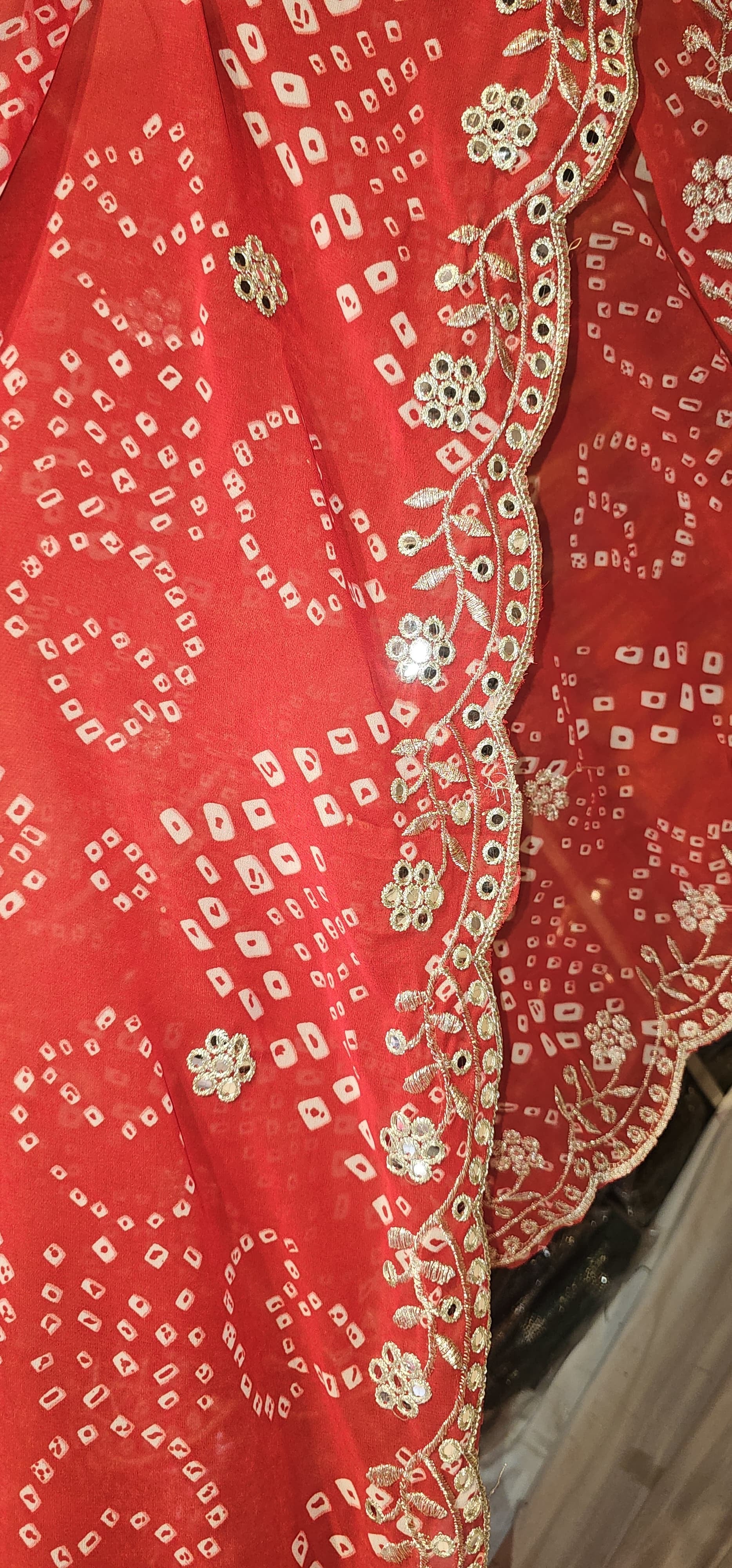 Chunri Bandhej Saree with Heavy Embroidered Border – Premium Georgette Designer Saree