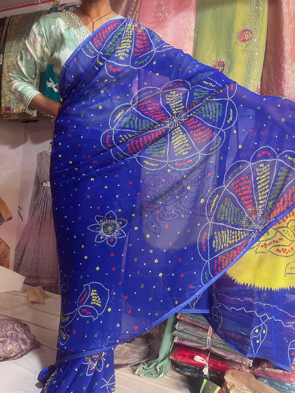 Elegant Printed Saree with Contrast Designer Pallu (Available in Red & Blue)